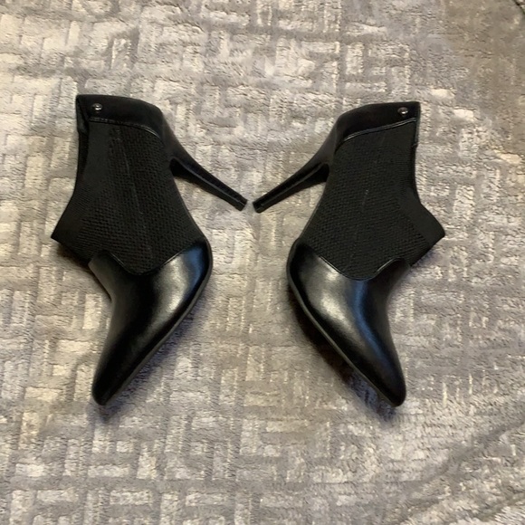 Simply Vera Vera Wang Pointed Toe Stiletto Heel Booties Size 6 - Picture 6 of 9